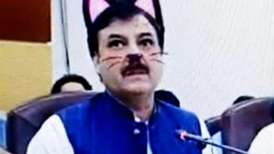 Министр Юсафзай предстал перед зрителями в облике кота