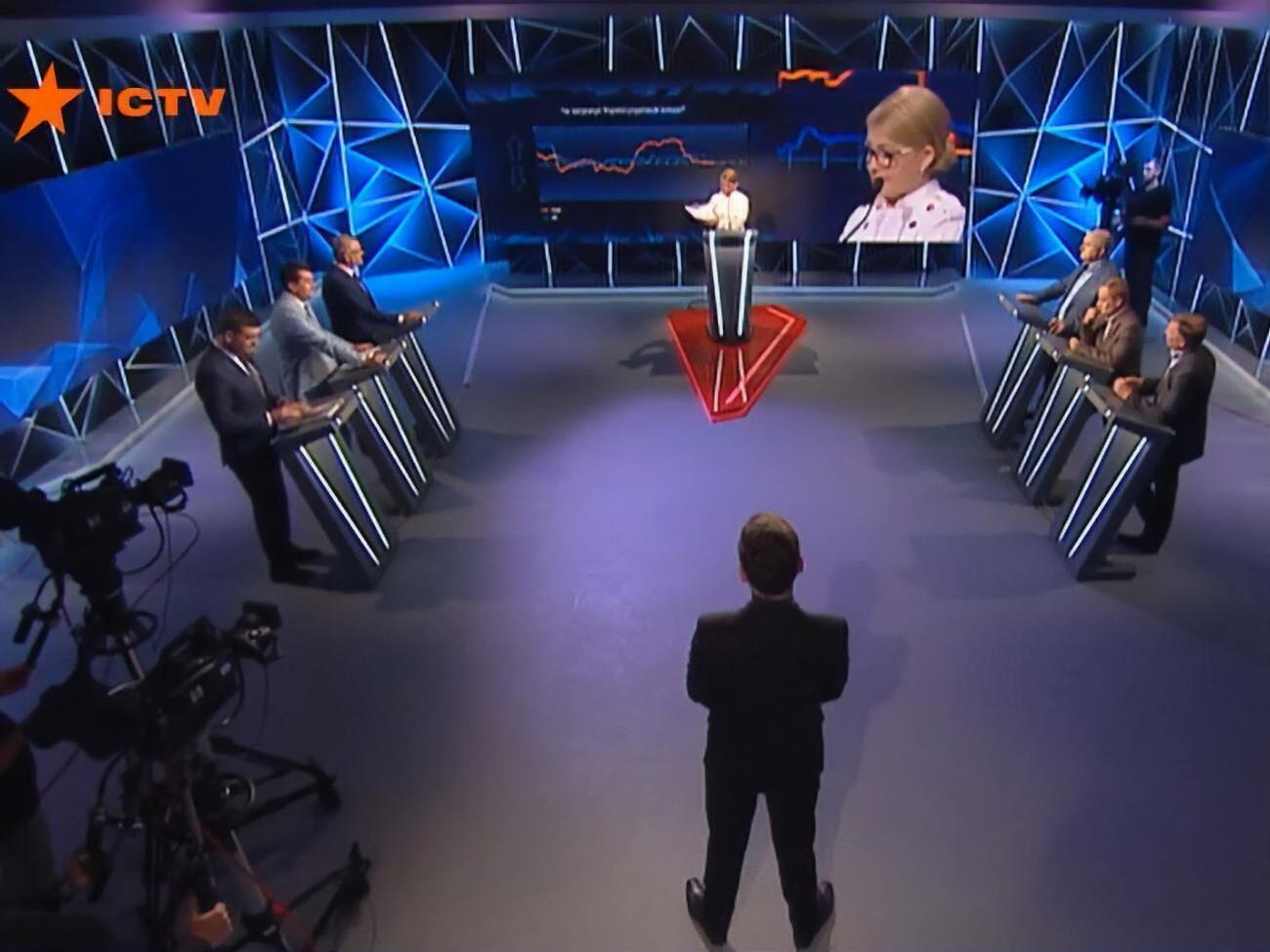 Тимошенко и Гройсман поговорили о росте ВВП при их премьерстве