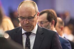 Парубий: Нас лишают достоинства, когда назначают профессором университета Шевченко придворного юриста Януковича