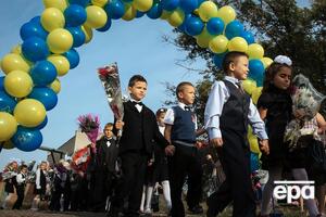 Українські школярі тепер не зобов'язані носити однакову форму