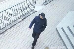 Полиция разыскивает вероятного убийцу Комарова