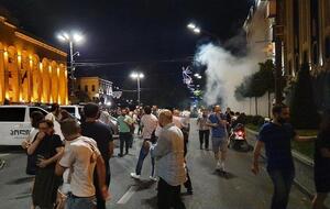 Манифестанты пострадали от слезоточивого газа