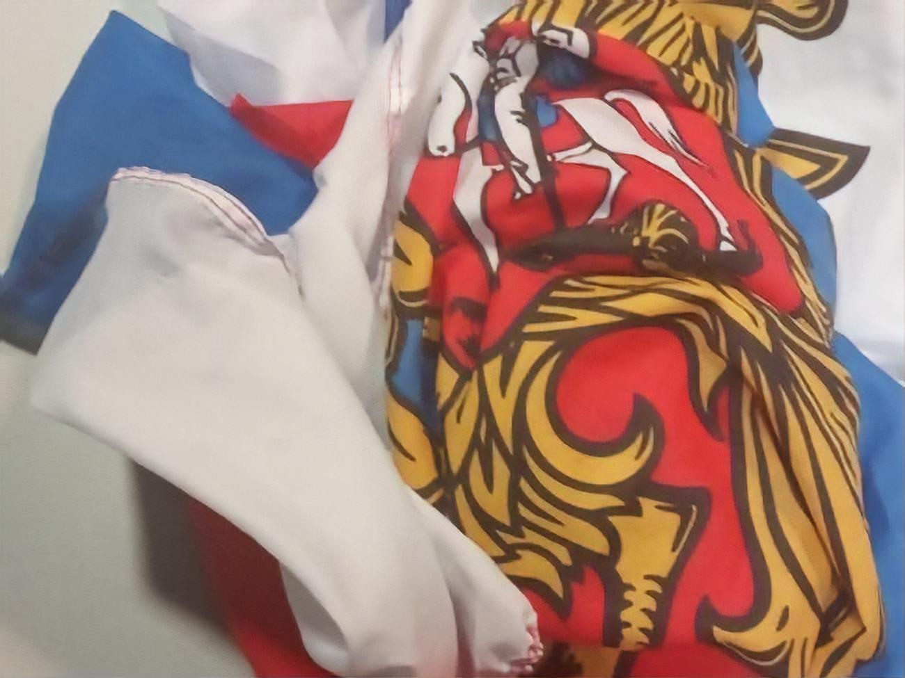 Один из ирландцев был в футболке с национальной символикой страны-агрессора