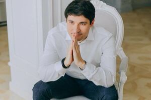 "Гражданская позиция" и "Сила и честь" имеют шансы ворваться в парламент. В соревновании между ними предпочтение отдаю последним