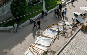 18 мая активисты повалили ограждение на месте строительства мемориала