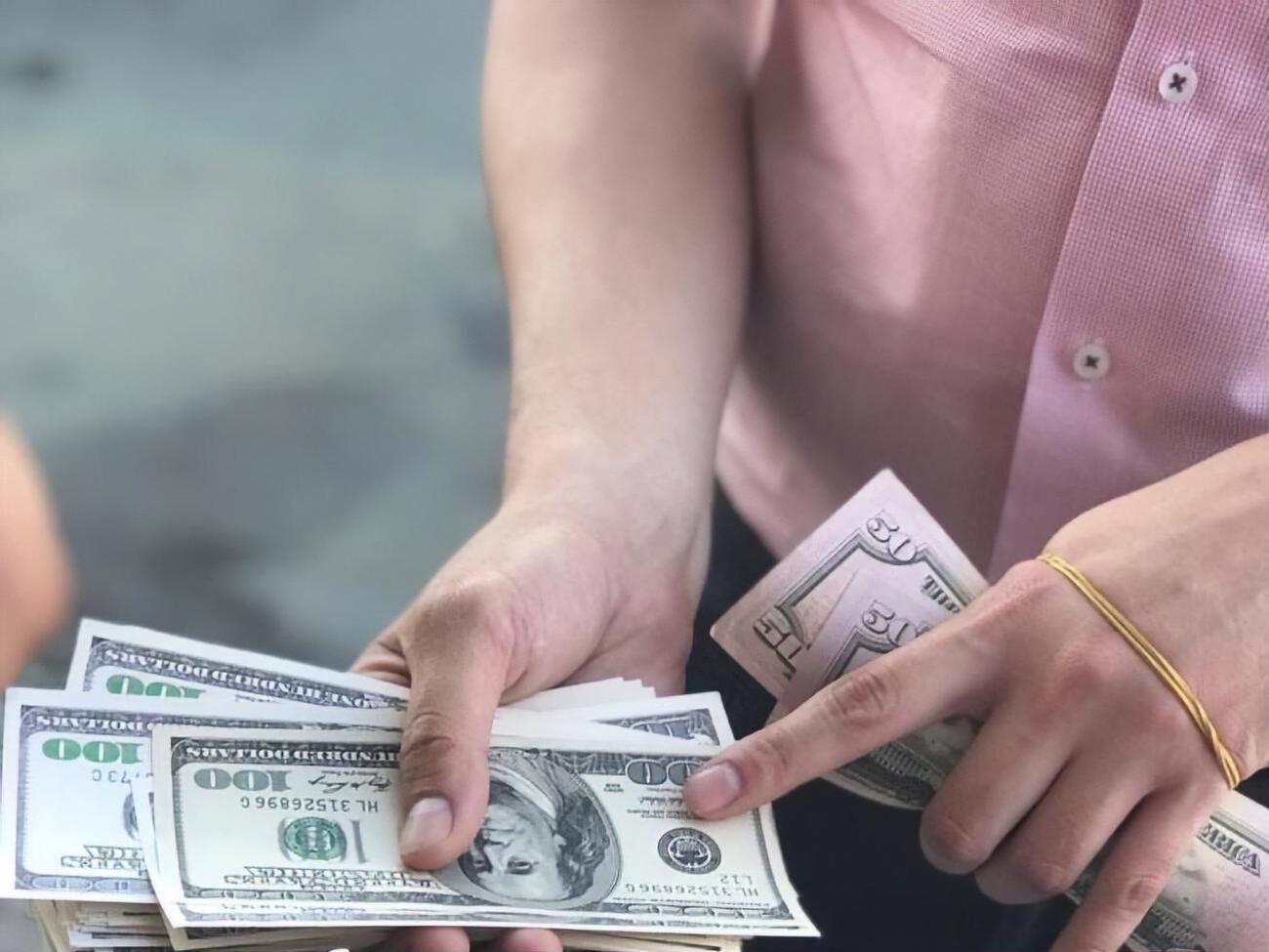 Чиновнику готовят сообщение о подозрении