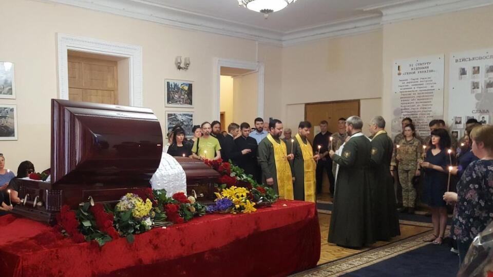 Попрощатися з Тимчуком прийшли близькі та колеги