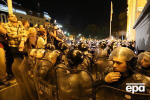 Під час масових протестів у Тбілісі поранення дістало приблизно 240 осіб