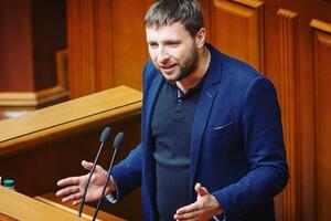 Парасюк хотел баллотироваться в мажоритарном округе