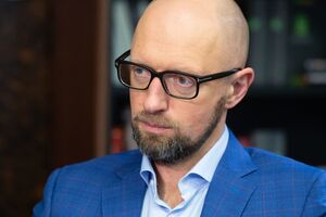 Яценюк: В 2014 году БПП не ожидал проигрыша на выборах в Раду. И на следующий день после выборов они занялись исключительно тем, что стали всех настраивать против меня