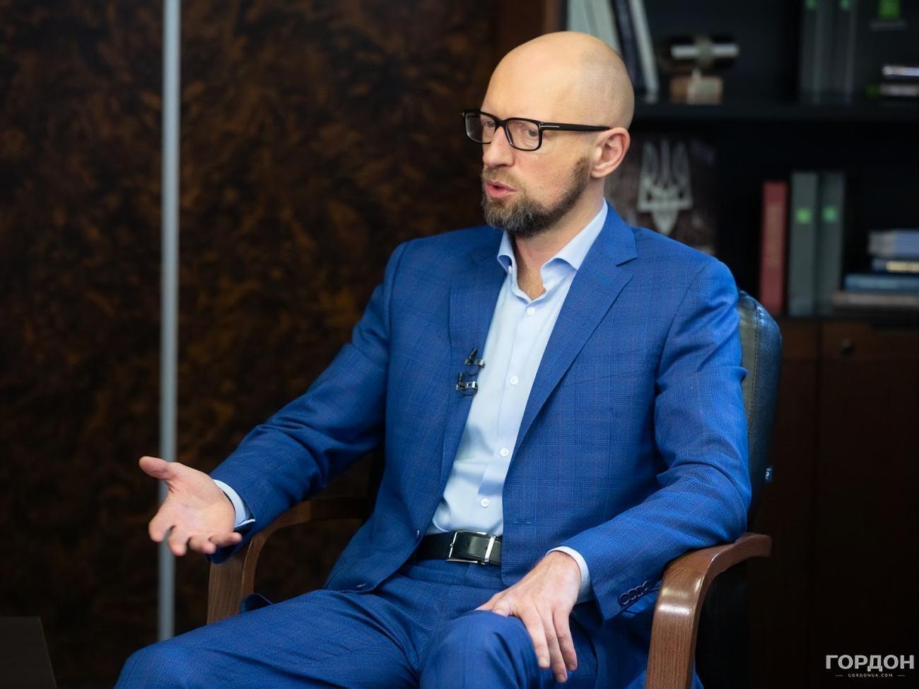 Яценюк: Росіяни у вербуванні великі фахівці, їх не можна недооцінювати