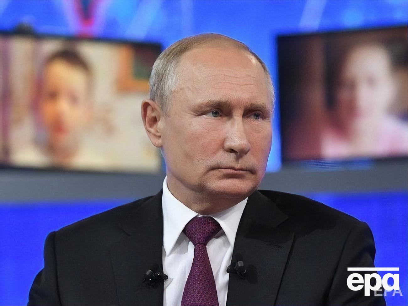 Путин на год ввел ответные ограничения против стран, которые ввели санкции против России