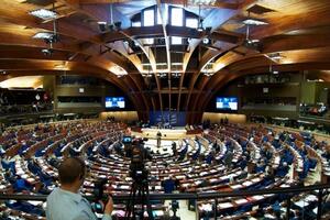 Депутати ПАРЄ до глибокої ночі голосували за поправки до резолюції