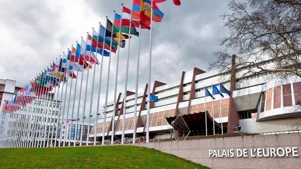 У ніч на 25 червня ПАРЄ ухвалила резолюцію про змінення санкційного механізму, яка дозволяє Росії повернутися в асамблею