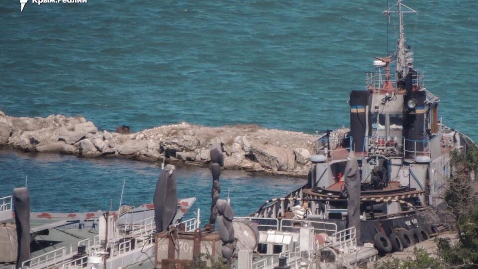 Еще 24 июня буксир "Яны Капу" находился на стоянке в Керчи