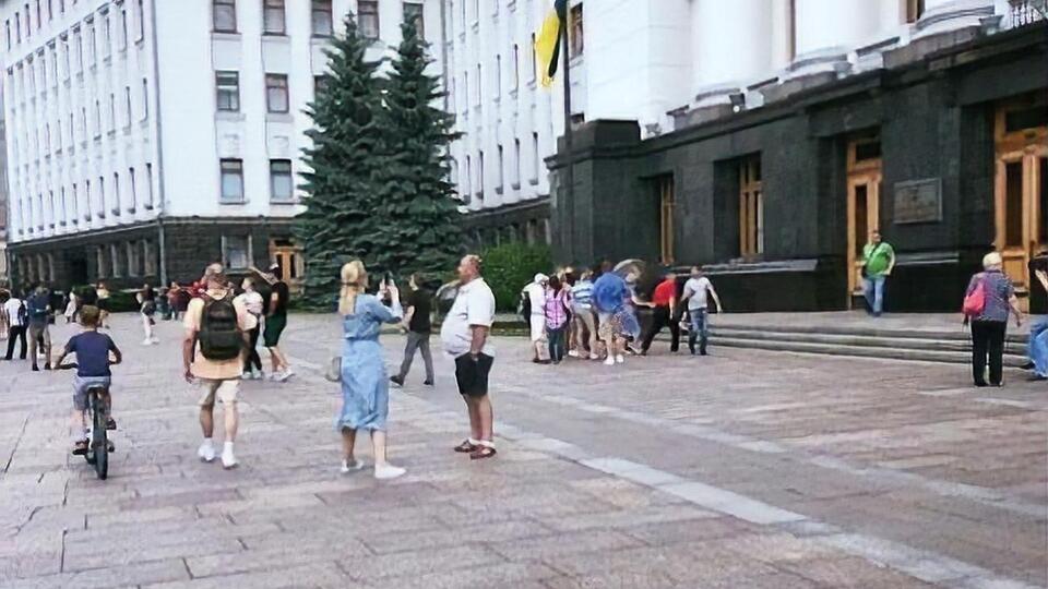 Zelensky’s team earlier suggested that the building on Bankova should be a museum