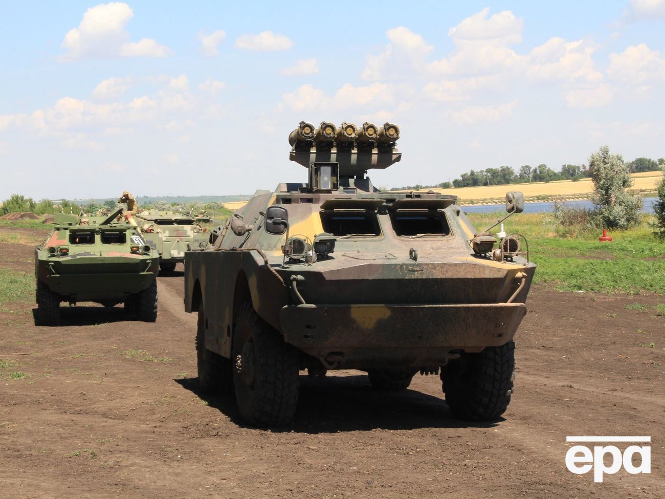 Українські військові та сторона бойовиків залишили визначені ОБСЄ позиції після запуску сигнальних ракет, зазначили в ООС