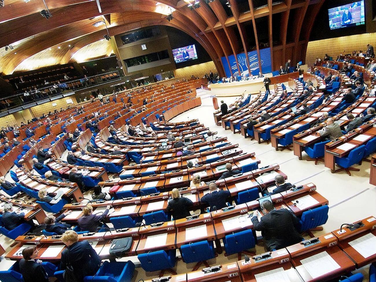 ПАСЕ окончательно определилась с полномочиями делегации РФ