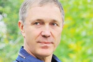 Володимир Сальдо був міським головою Херсона у 2002–2012 роках і депутатом Верховної Ради VII скликання