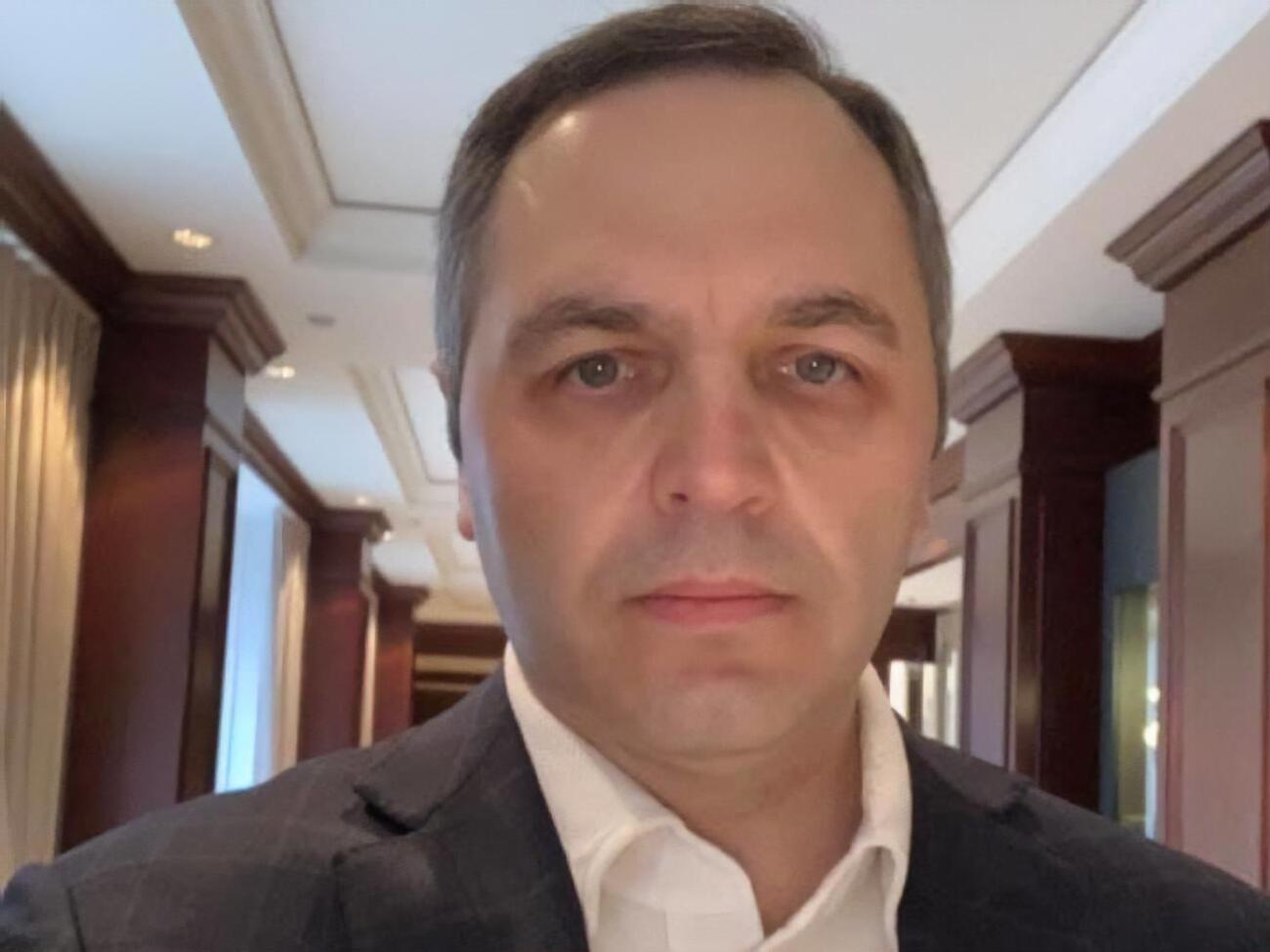 Портнов &ndash; Порошенку: На вас і керівництво вашого Міністерства оборони чекає ще кілька десятків неприємних сюрпризів
