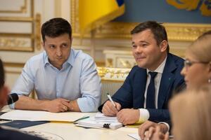 Богдан (праворуч): Чи можуть мене прибрати? Можуть