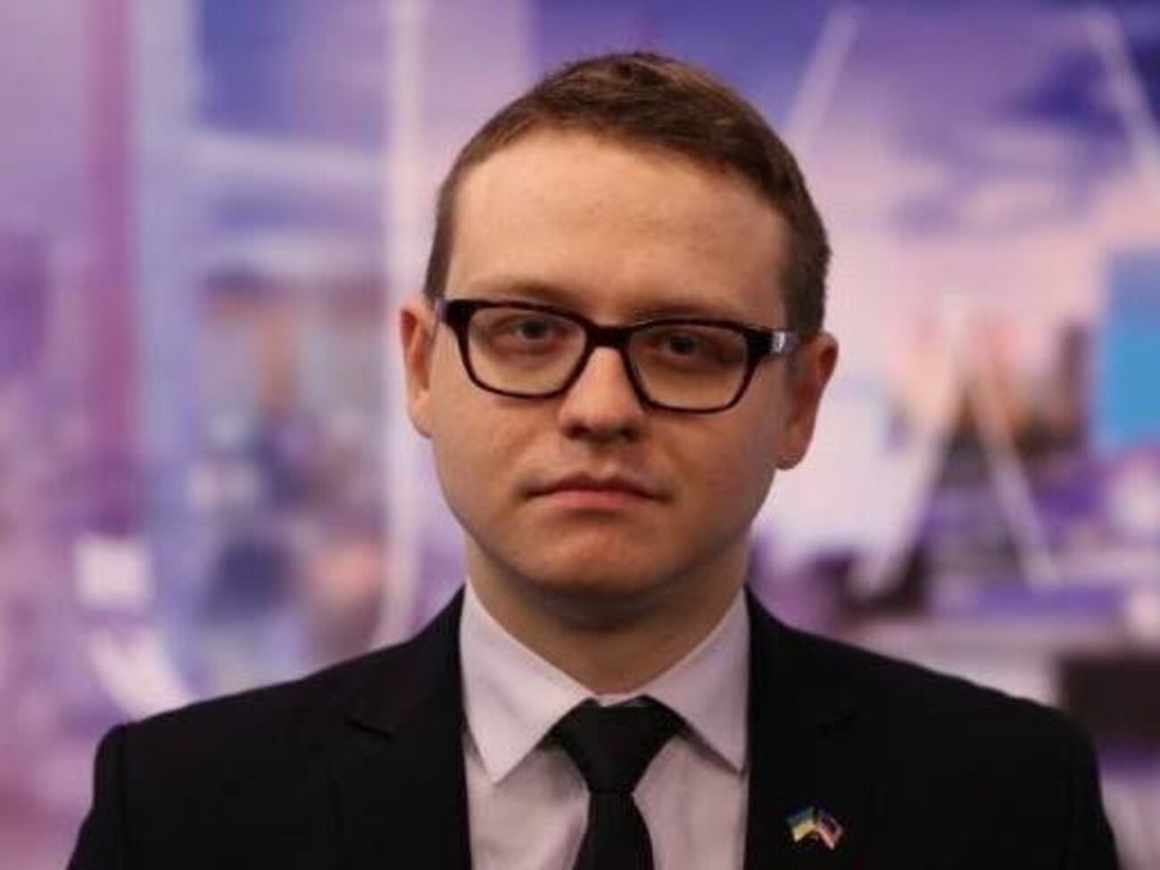 Разведение войск – не "зрада". Нам надо демонстрировать, что препятствие для мира – это не наша неготовность выполнять "Минск", а упрямство РФ