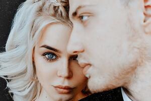 Весілля відбулося 23 червня в Італії