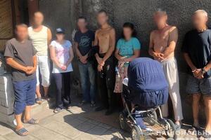 Преступники эксплуатировали людей под видом "реабилитационных центров"