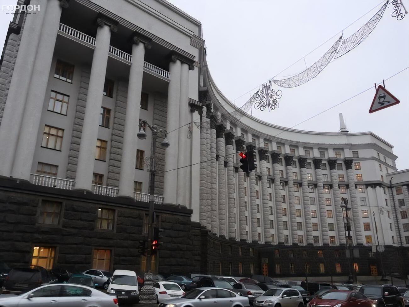 В Кабмине не сообщили, когда паром начнет курсировать между городами