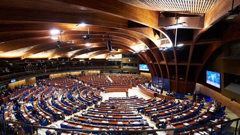 ПАСЕ сегодня рассмотрит вопрос вероятного возвращения делегации из РФ