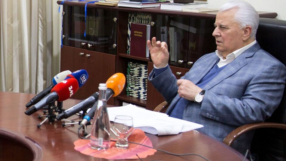 Леонід Кравчук: Із досвіду інших країн ясно, що повинна бути якісна кадрова зміна