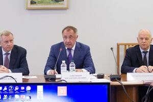 Данилишин: Не допускається використання золотовалютного резерву для надання кредитів резидентам і нерезидентам України