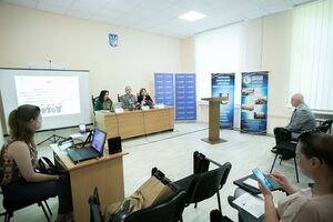 В Україні почали роботу освітні центри "Крим–Україна" та "Донбас–Україна"