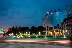 Отелем Hyatt владеет компания НИТ, 24,5% в которой принадлежат кипрской компании Prandicle Limited Олега Дубины