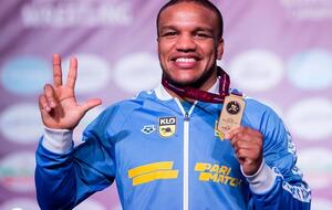 Беленюк выступает в категории до 87 килограммов