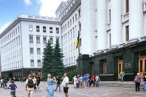 АП: Тизенгаузен не является ни штатным, ни внештатным членом команды Зеленского