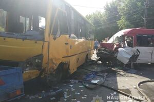 Водитель одной маршрутки задержан