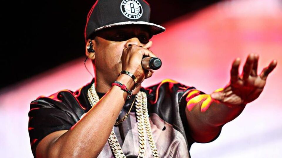 Jay-Z занимается бизнесом и коллекционирует предметы искусства