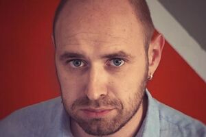 Быстро пришло время Зеленскому выбирать сторону: граждане или Аваков. Лучшего времени, чем вечером, во время акции протеста, он для этого не найдет