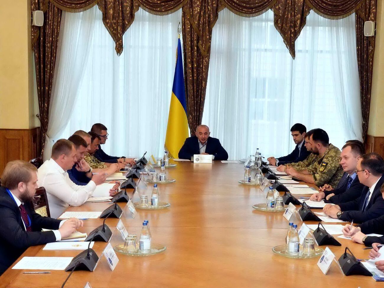4 июня силовики провели оперативное совещание под председательством Матиоса
