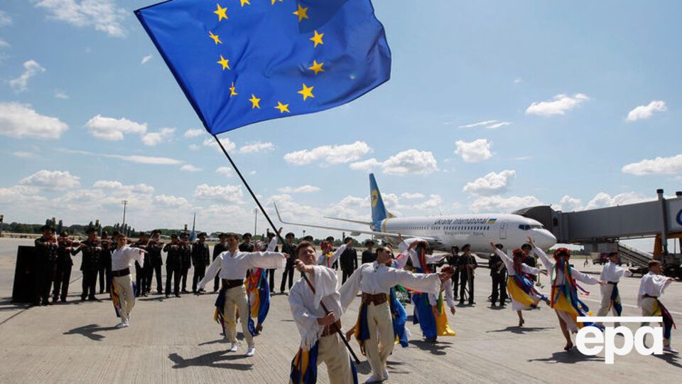 Безвизовый режим между Украиной и Европейским союзом вступил в силу 11 июня 2017 года