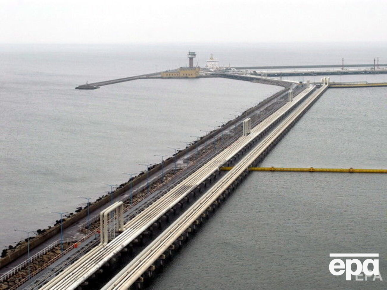 Сейчас представители российской "Транснефти"&nbsp;очищают польский участок нефтепровода "Дружба"