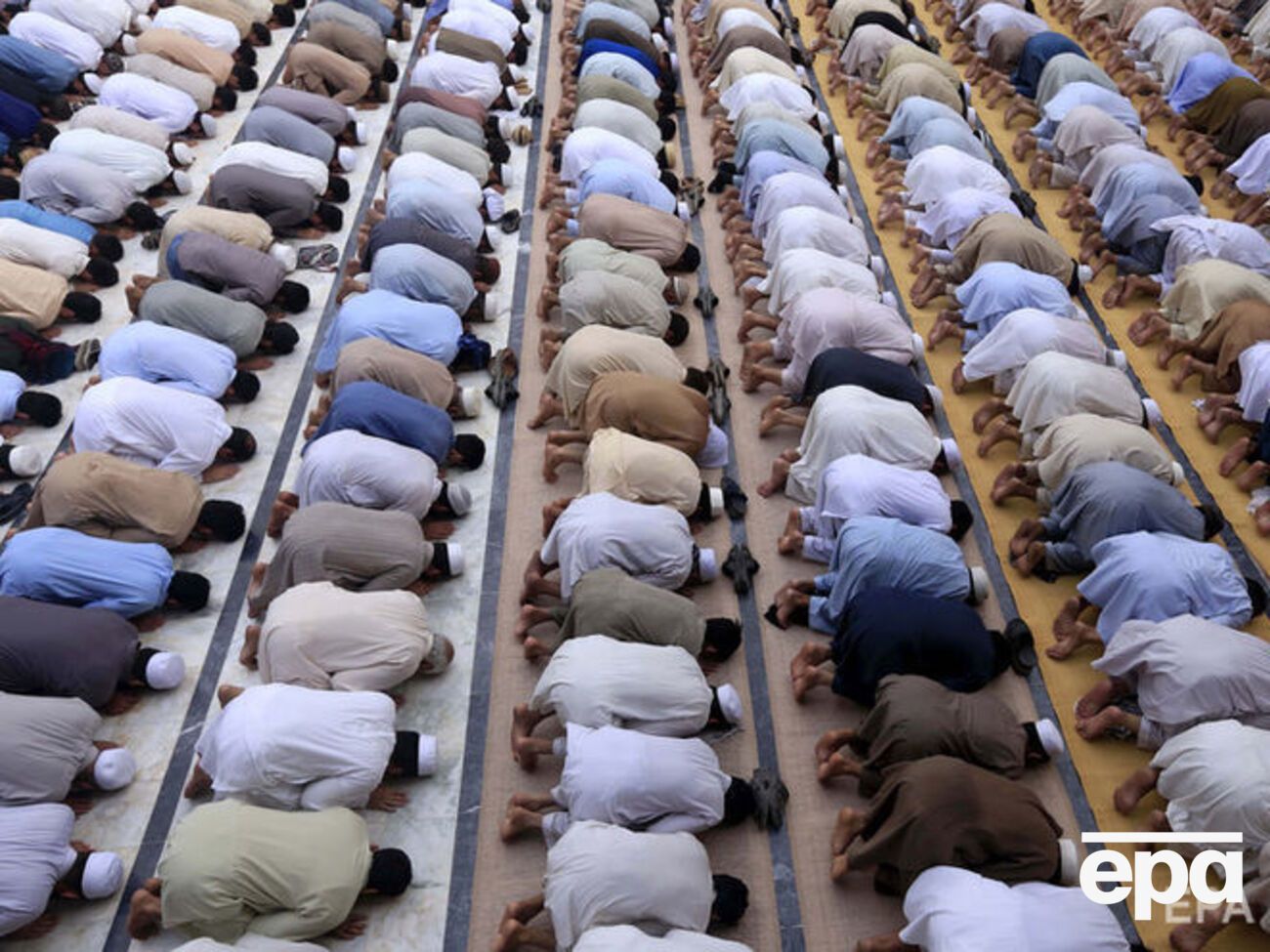 Мусульмани відсвяткували закінчення Рамадану. Фоторепортаж