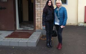 Дочь (на фото слева) и жена Сущенко побывали на длительном свидании в его колонии