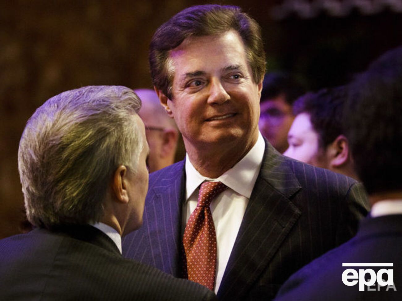 Сейчас Манафорт находится в тюрьме в Пенсильвании