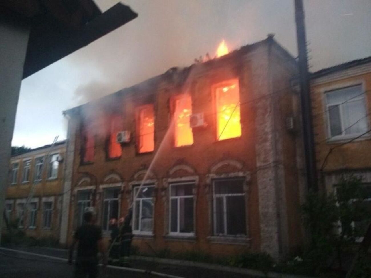 Возгорание произошло вечером 4 июня