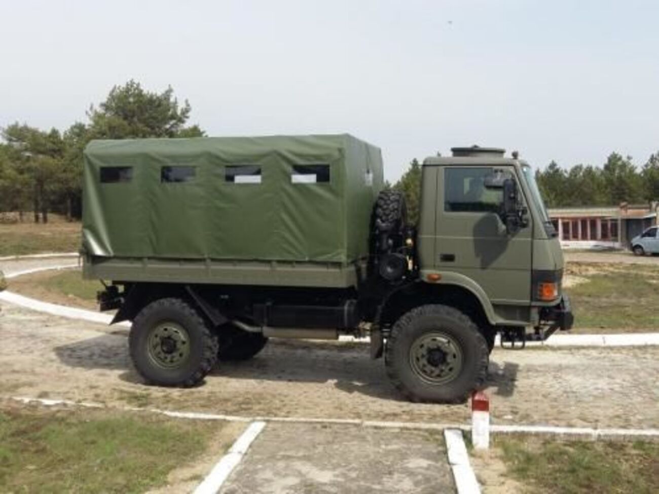 Ракета попала в автомобиль ГАЗ-66