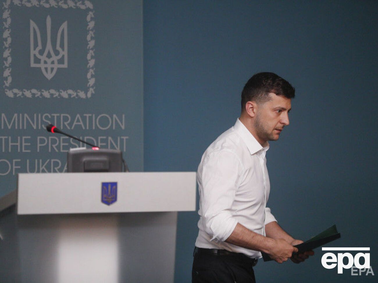 4 червня в Брюсселі Зеленський заявив, що зовнішньополітичним пріоритетом України залишається курс на вступ до НАТО