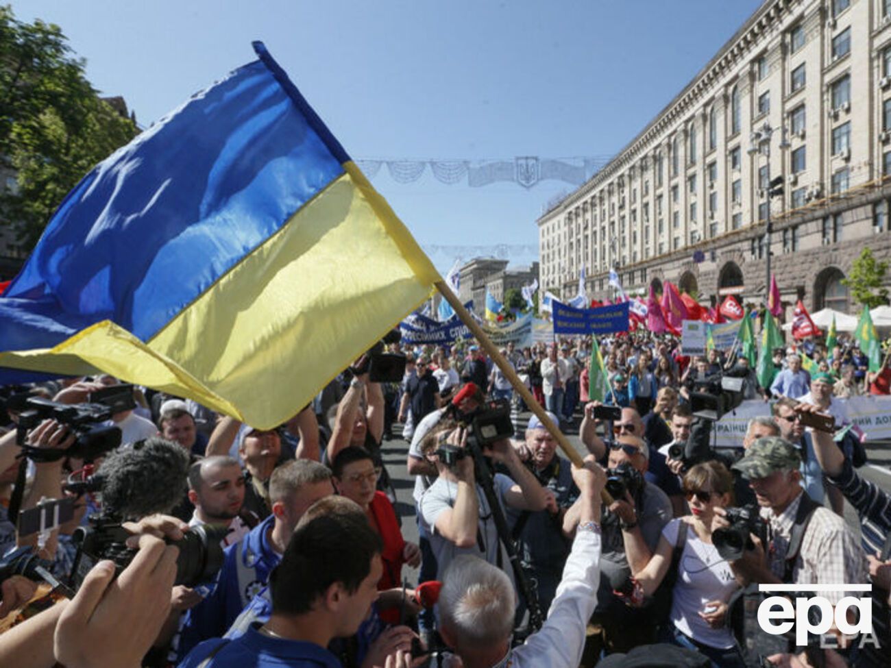 25 квітня Рада ухвалила закон про функціонування української мови як державної