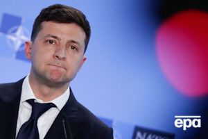 Зеленський повідомив, що не має наміру подавати у відставку